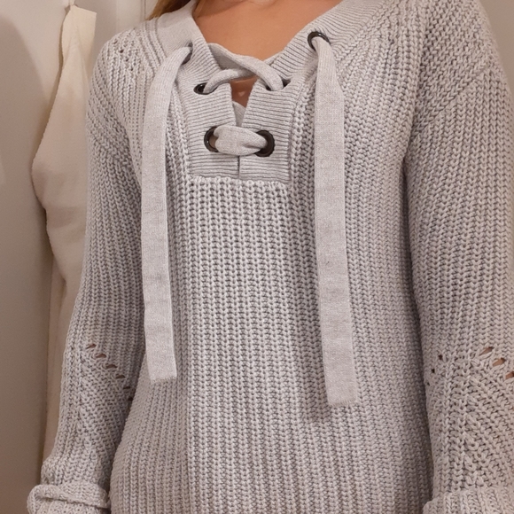 Gap Gray Long Sleeve - Picture 1 of 3